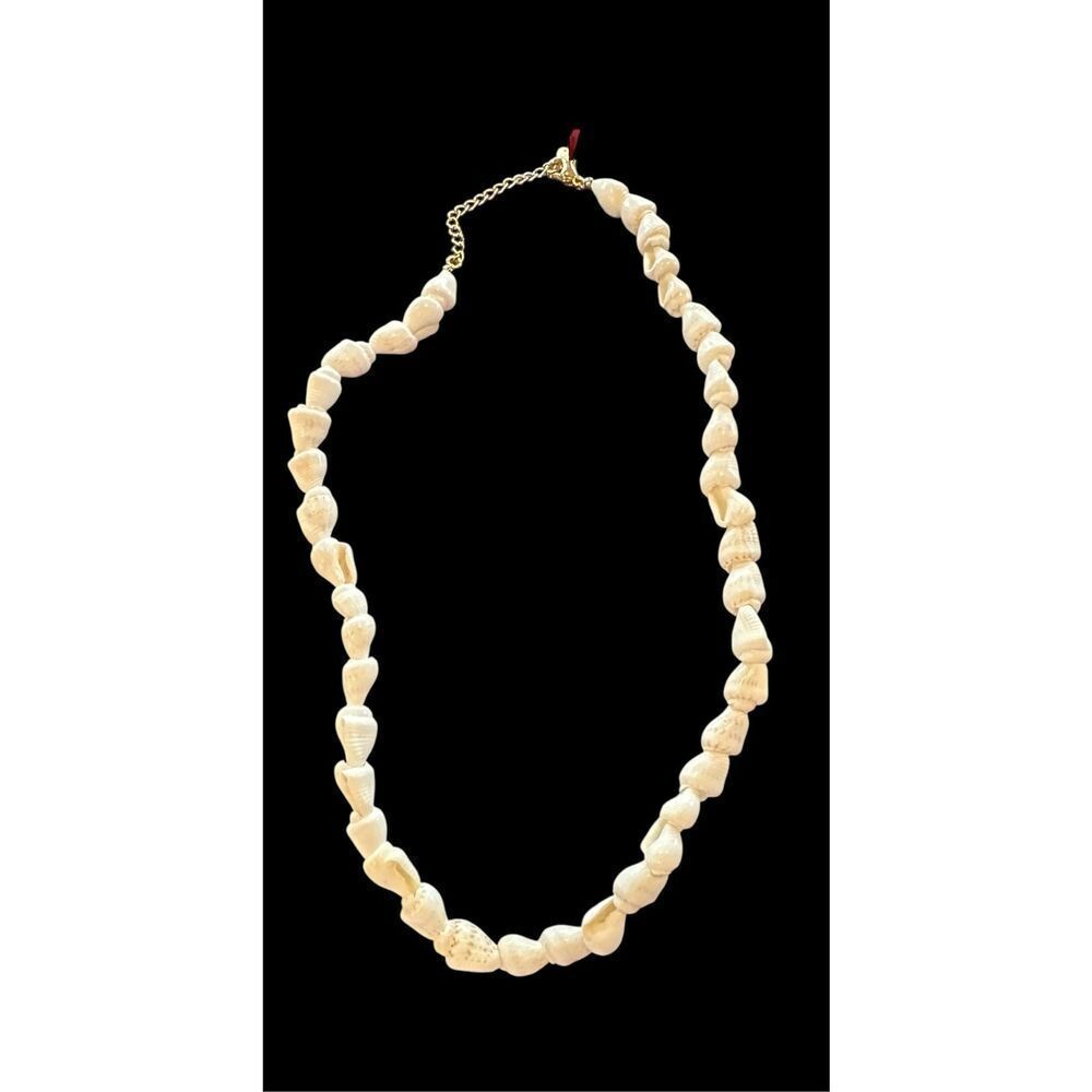 Shashi Tolira Shell Neclace New